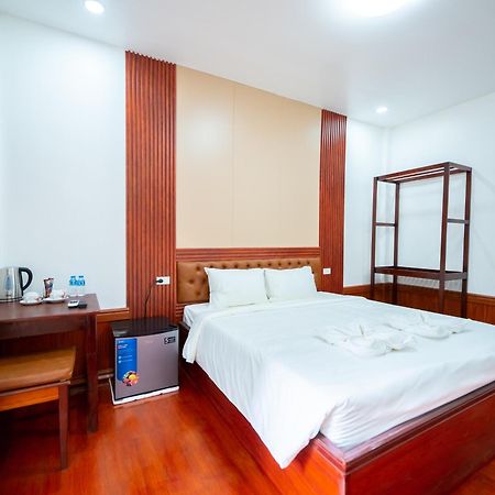 Vientiane Ruby Villa Hotel Buitenkant foto