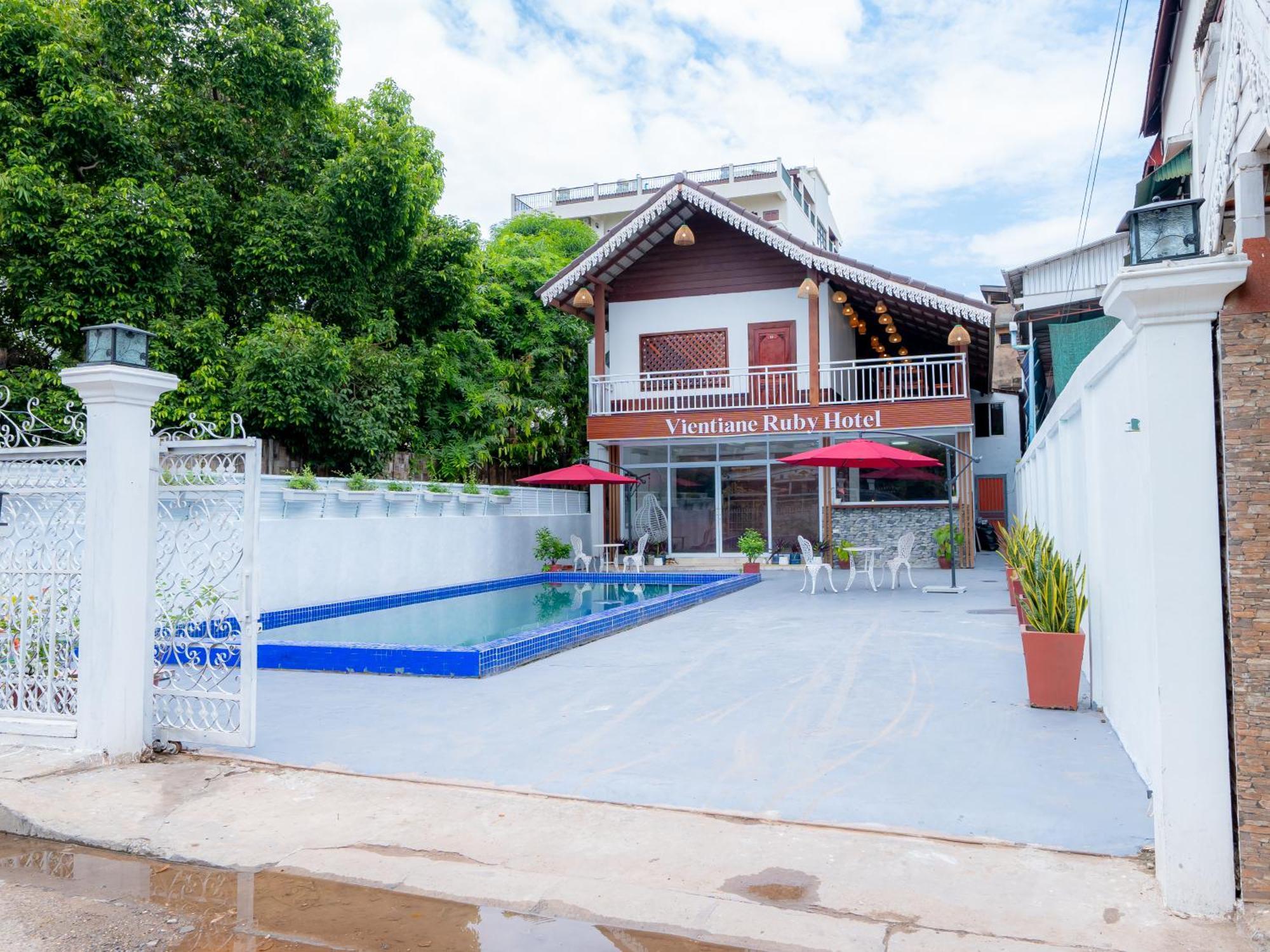 Vientiane Ruby Villa Hotel Buitenkant foto