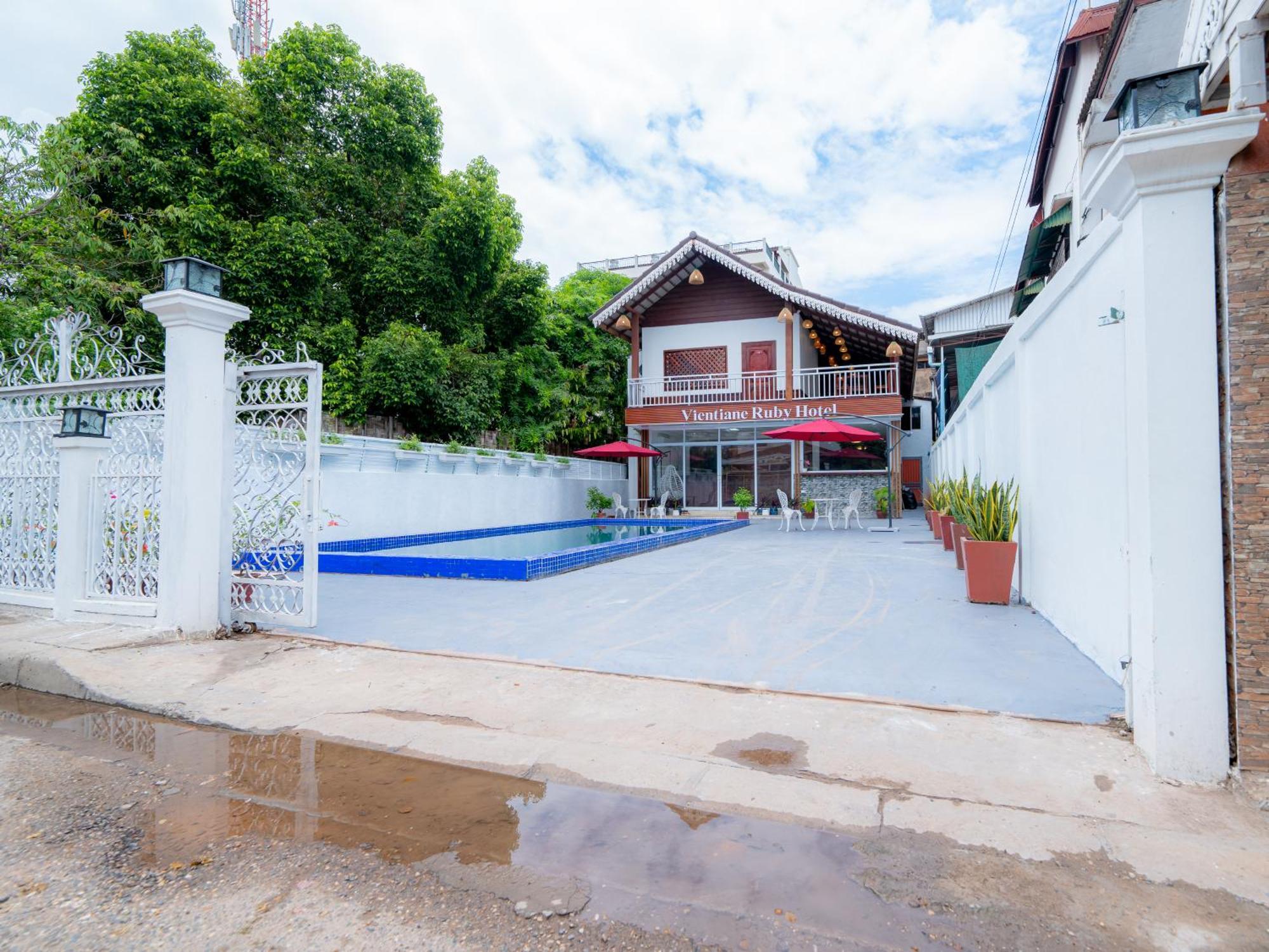 Vientiane Ruby Villa Hotel Buitenkant foto