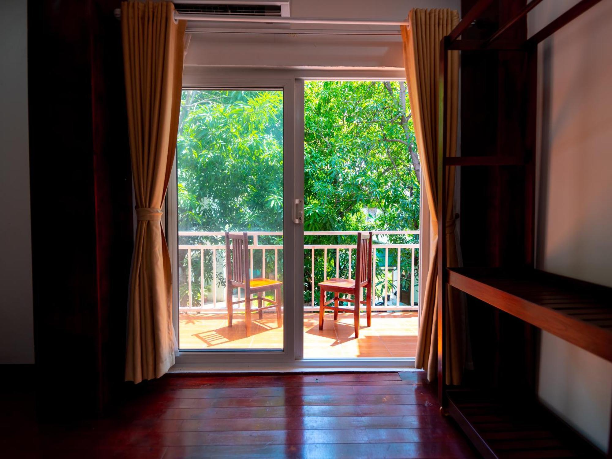 Vientiane Ruby Villa Hotel Buitenkant foto
